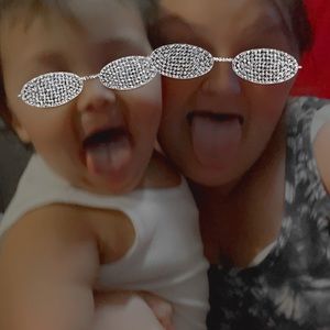 Meet your Posher, Sabrina